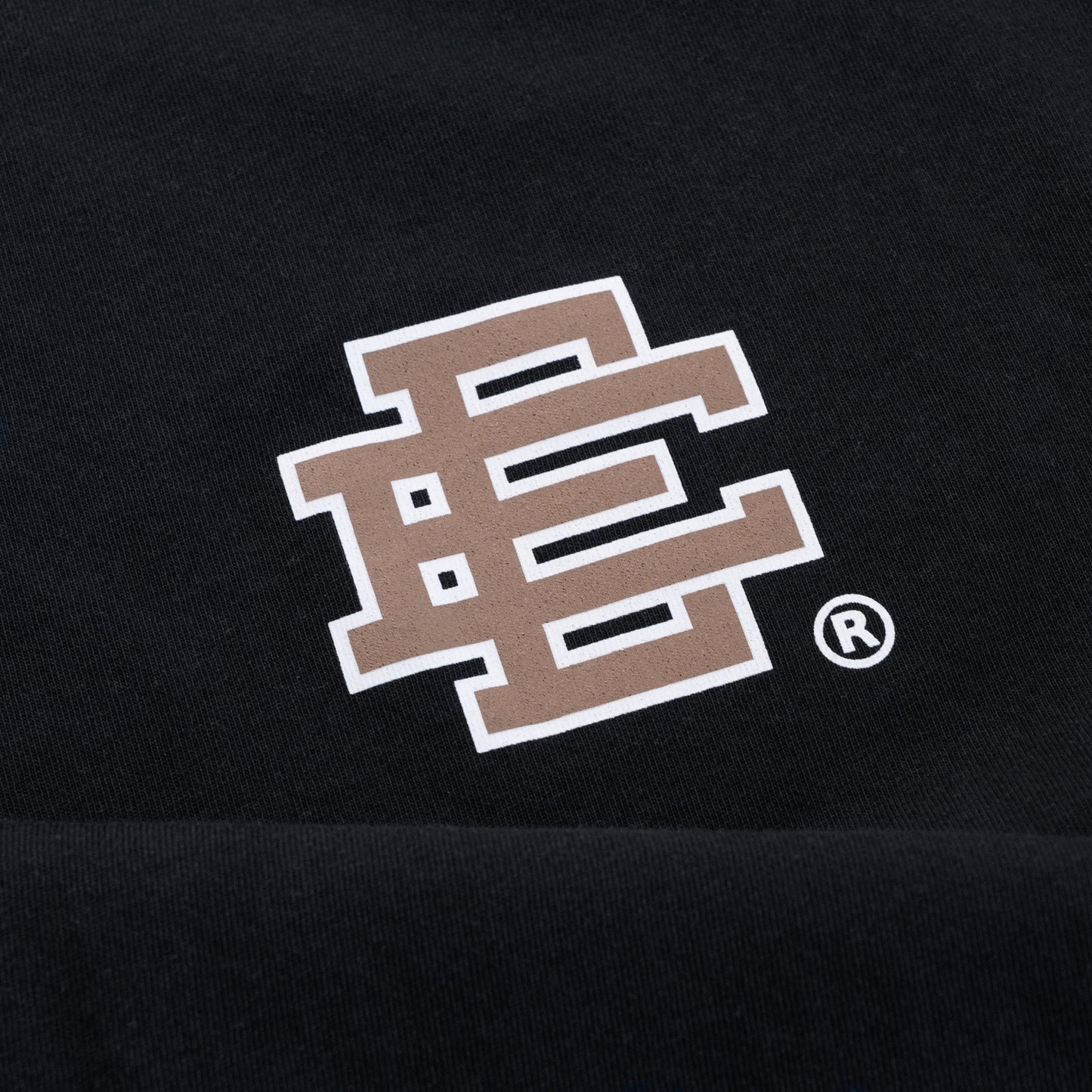 EE® Basic T-Shirt